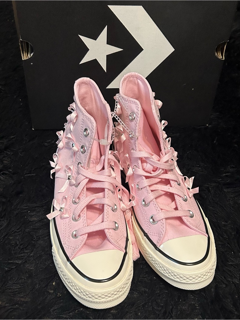CONVERSE Chuck 70 hi top pink bow studded lace up shoes sneakers sz 8.5 new - Picture 8 of 9
